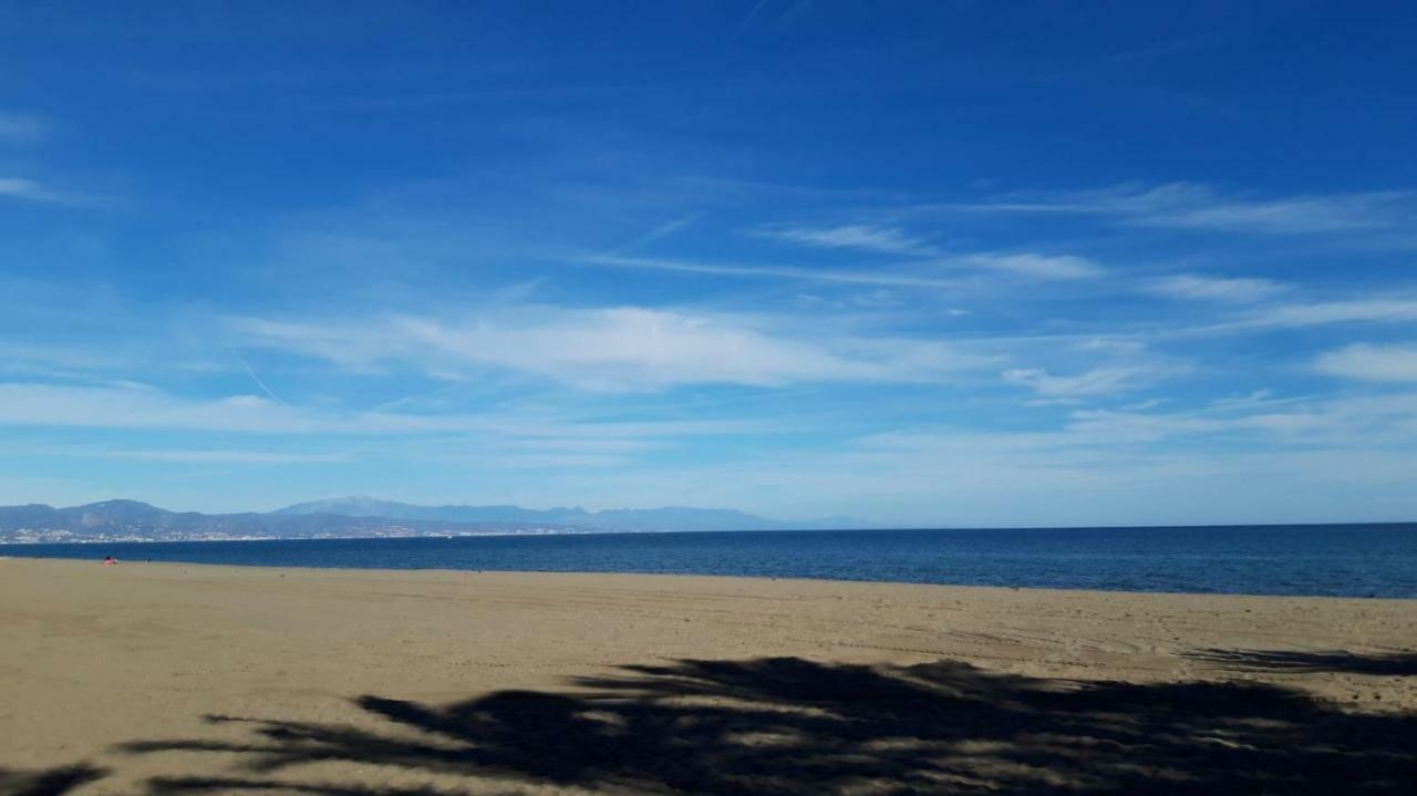 Las Plumas Beach Torremolinos Exterior photo
